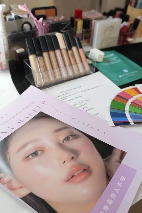 個人色彩檢測與專屬個人彩妝講義