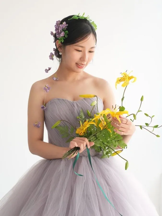 Nina 老師彩妝作品：花藝新娘妝髮